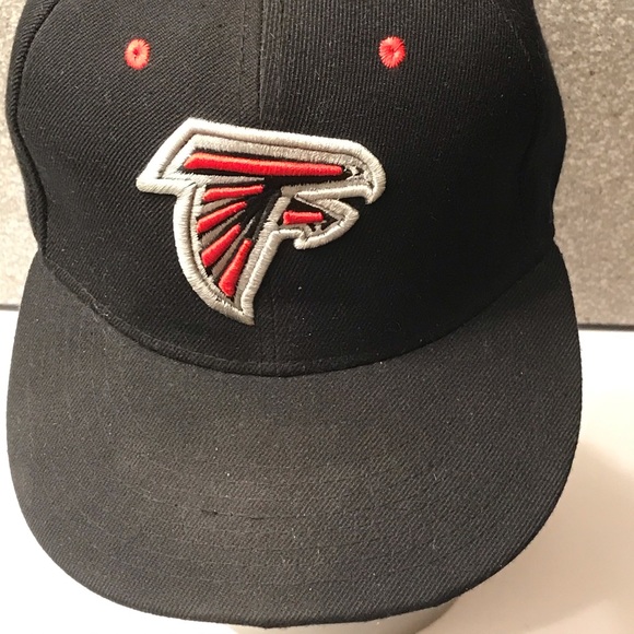 NFL Falcon Black Cap - Picture 1 of 5